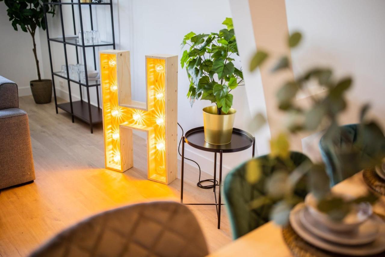 Happily 2 Bedroom Serviced Apartment 75M2 -Nb306H- Róterdam Exterior foto