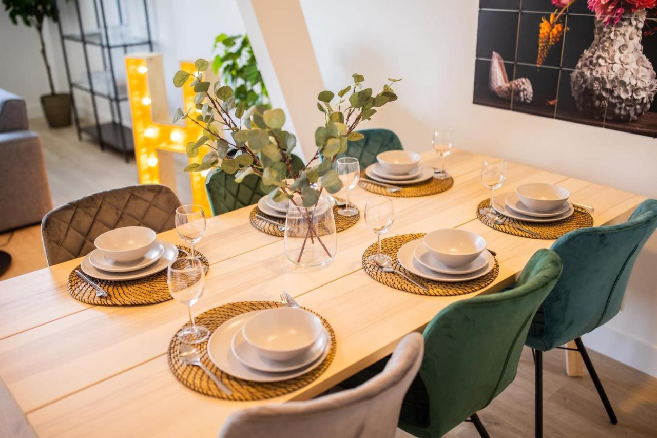 Happily 2 Bedroom Serviced Apartment 75M2 -Nb306H- Róterdam Exterior foto