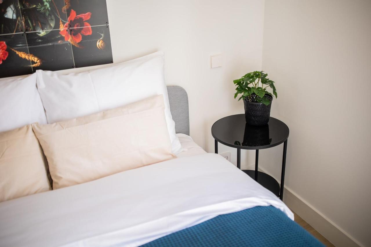 Happily 2 Bedroom Serviced Apartment 75M2 -Nb306H- Róterdam Exterior foto