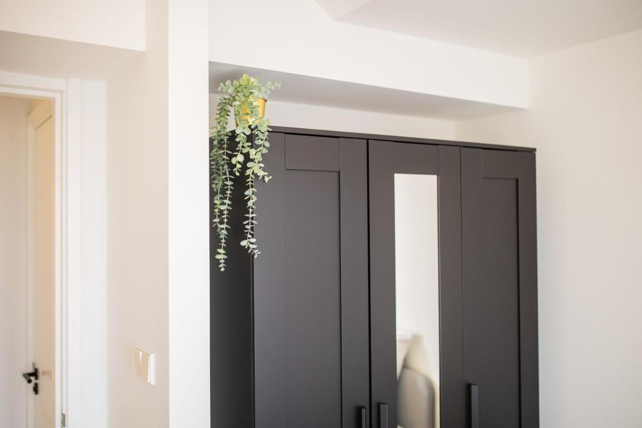 Happily 2 Bedroom Serviced Apartment 75M2 -Nb306H- Róterdam Exterior foto